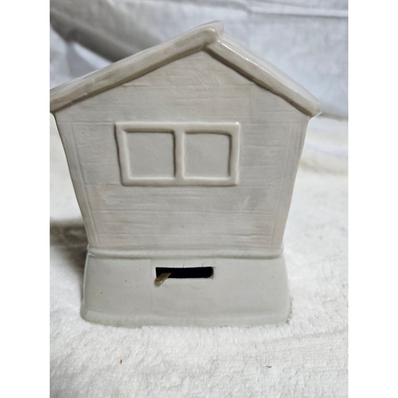 Vintage Ceramic Holy Family Nativity Scene Wind Up Music Box 5.5" x 5.5" x 4" - Picture 5 of 7